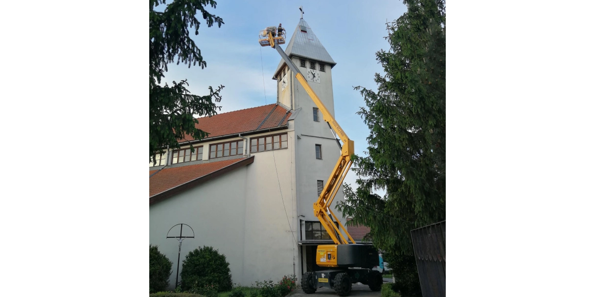 Náter hliníkovej strechy – kostol Častkovce
